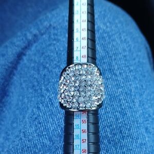 Elegant Silver Crystal Style Fashion Ring